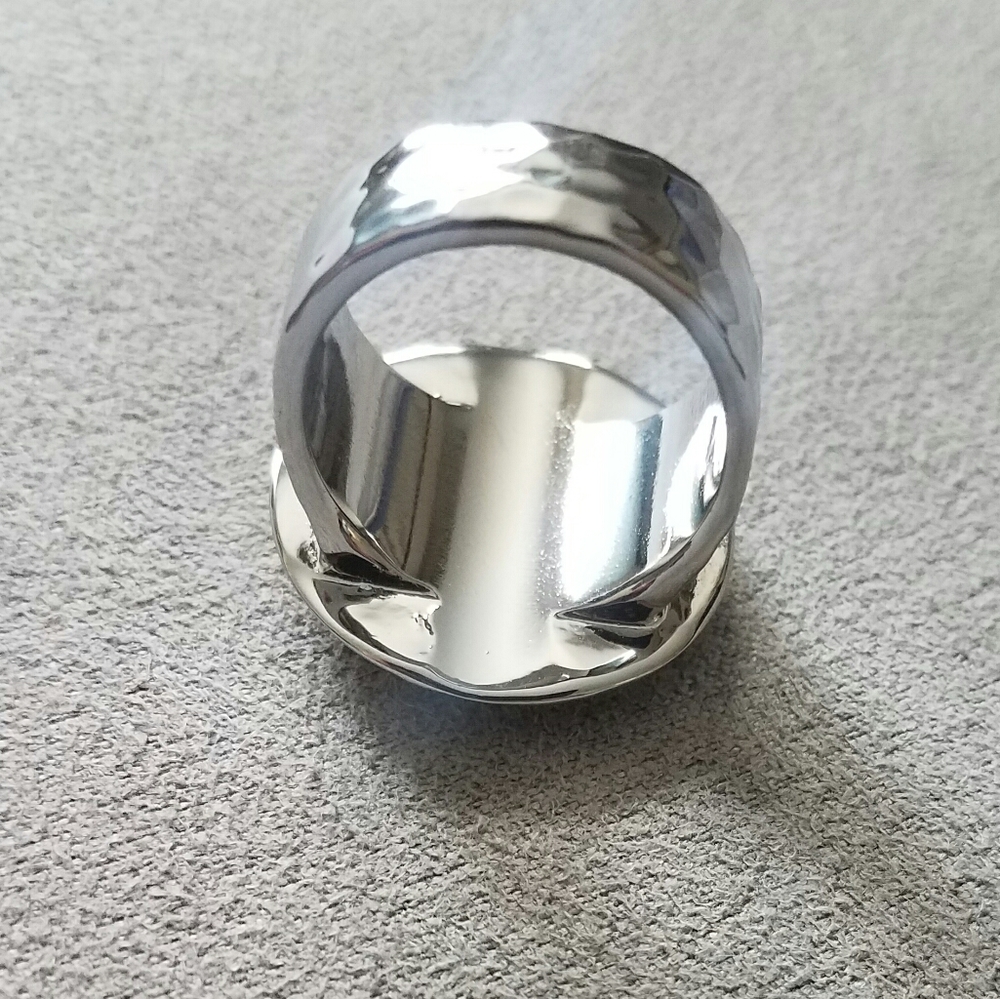 🐳 NEW HAMMERED METAL ROUND RING SCROLL DESIGN - Picture 4 of 5